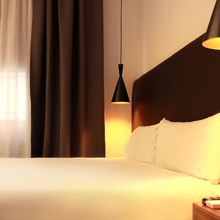 Woohoo Suites Madrid Exterior foto