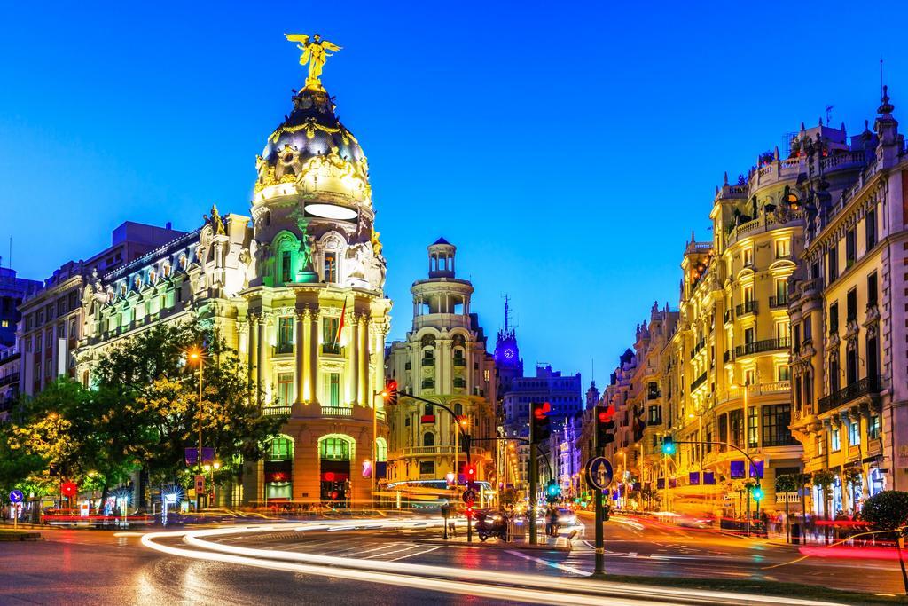Woohoo Suites Madrid Exterior foto